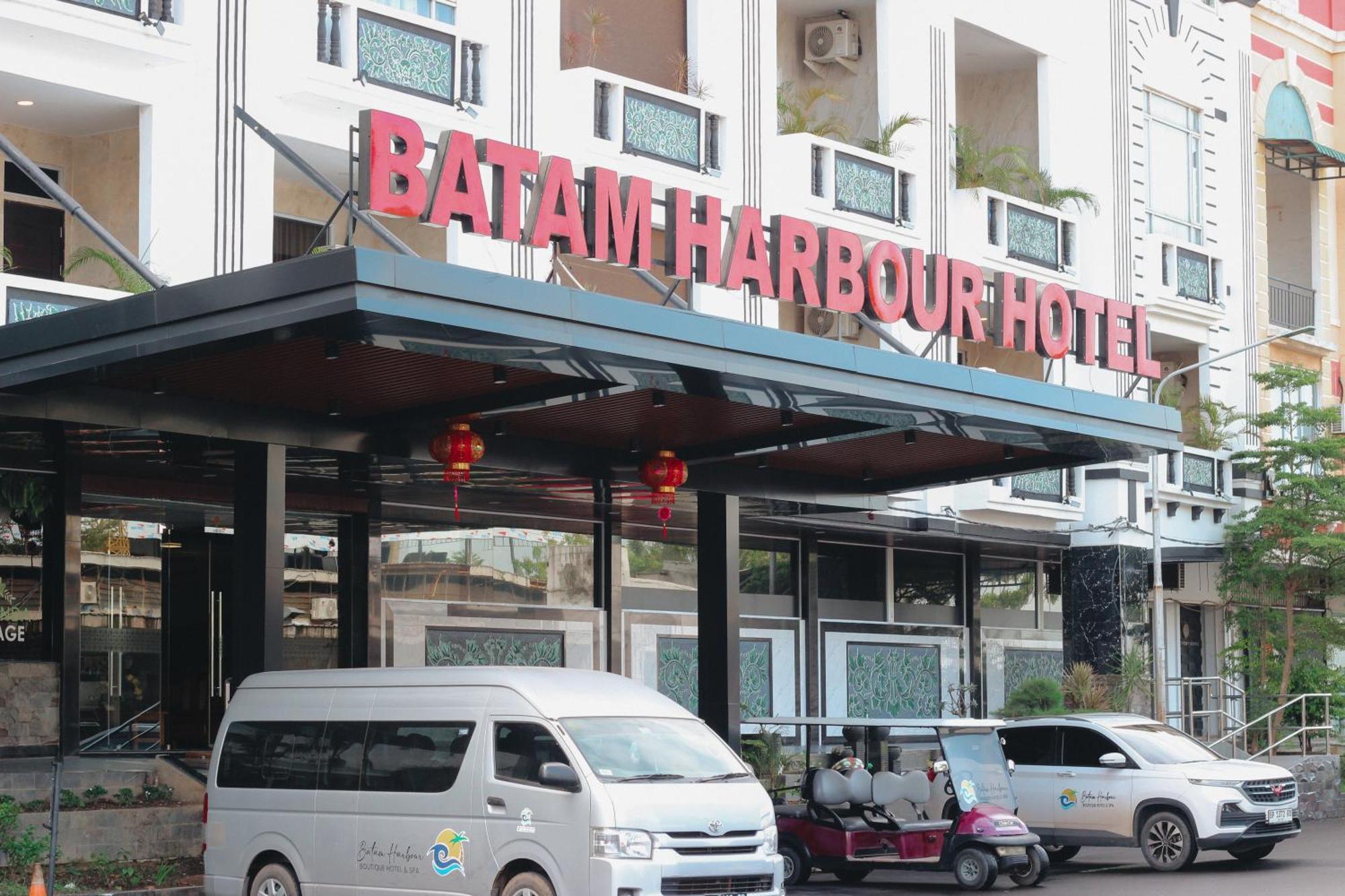 Batam Harbour Boutique Hotel & Spa ナゴヤ エクステリア 写真