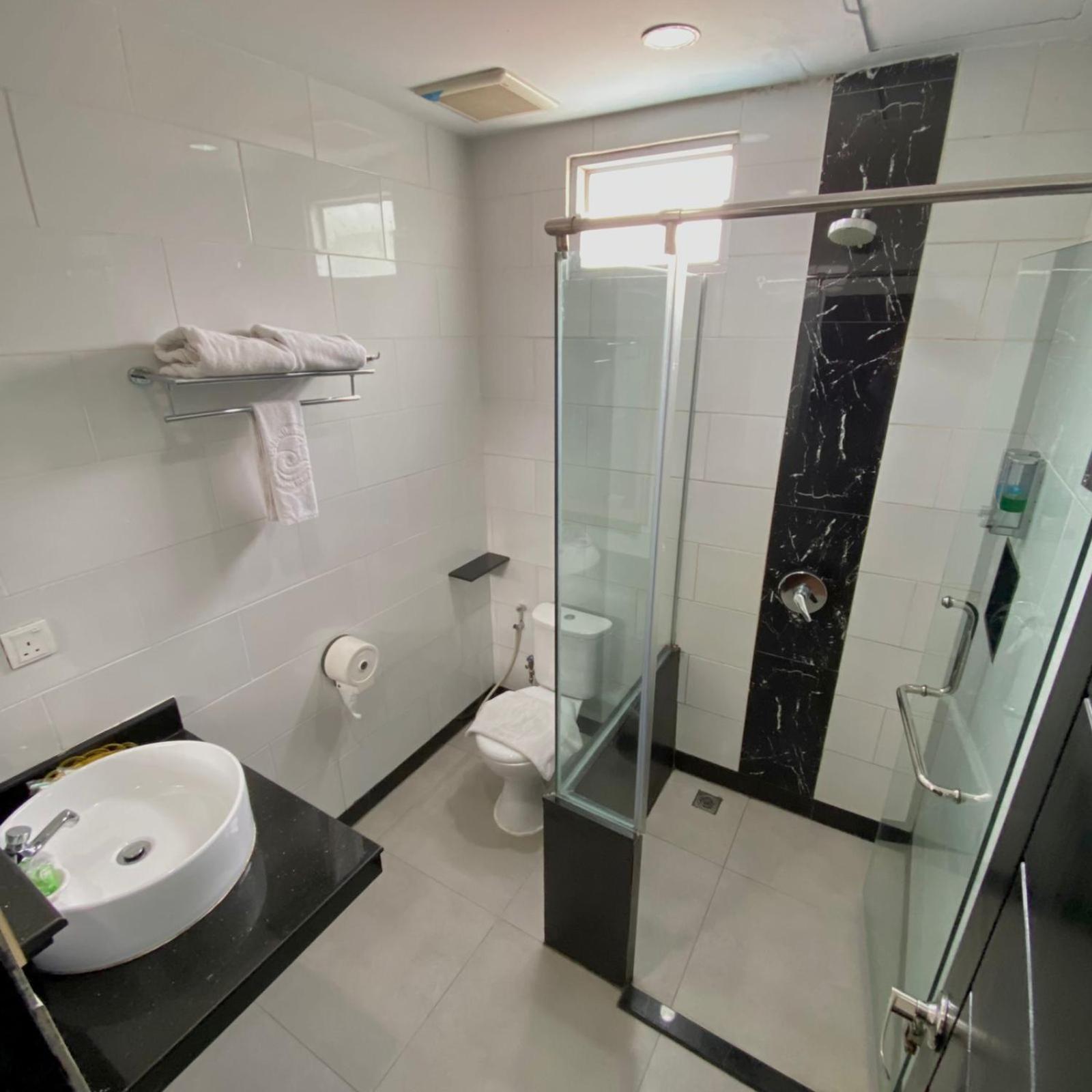 Batam Harbour Boutique Hotel & Spa ナゴヤ 部屋 写真