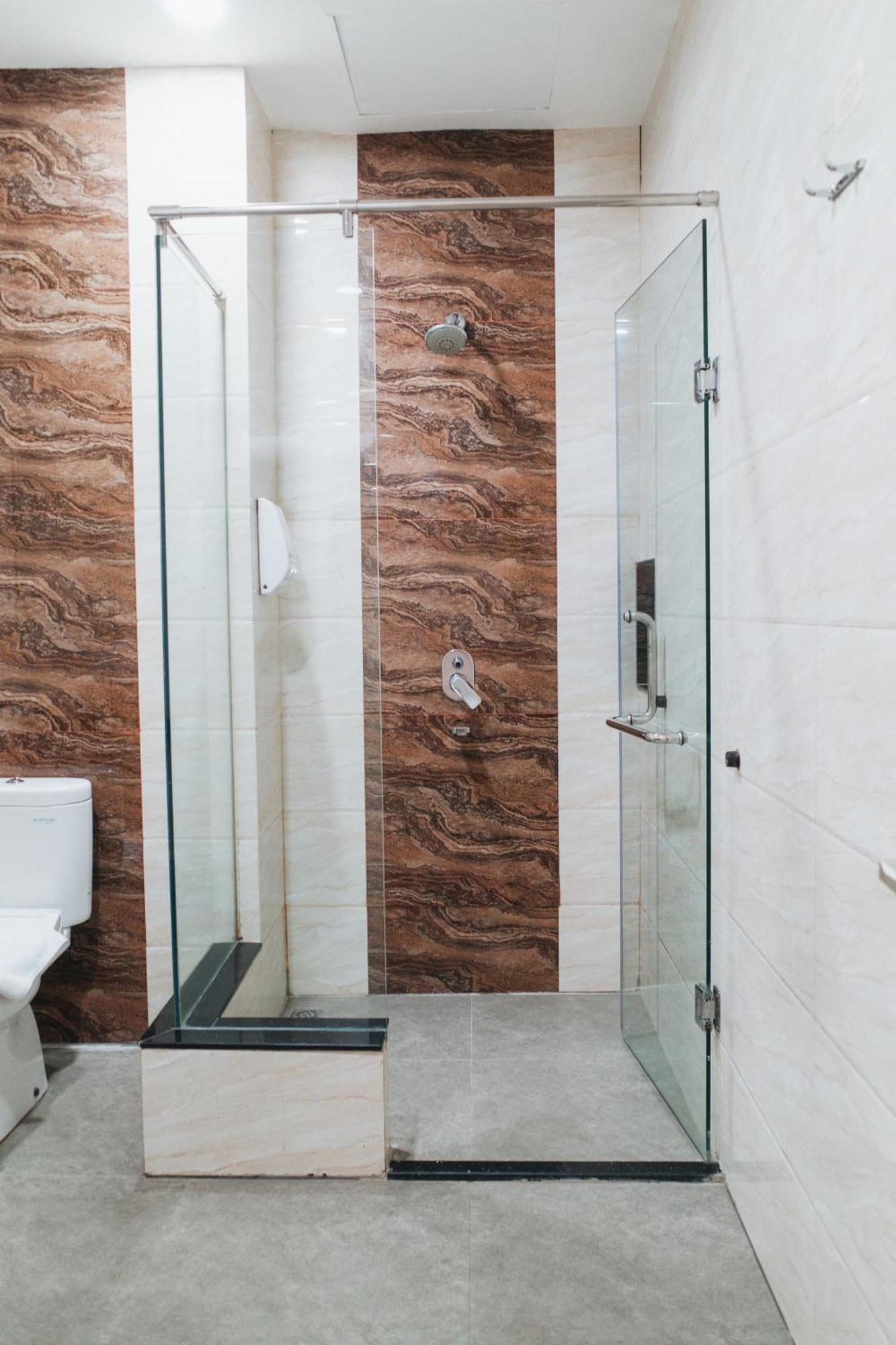 Batam Harbour Boutique Hotel & Spa ナゴヤ エクステリア 写真